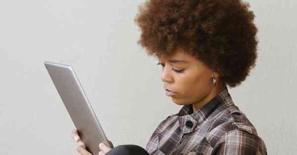 智能WIFI多功能机器人