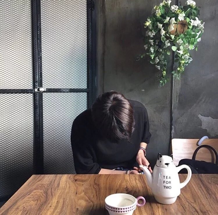 庾容栋宏