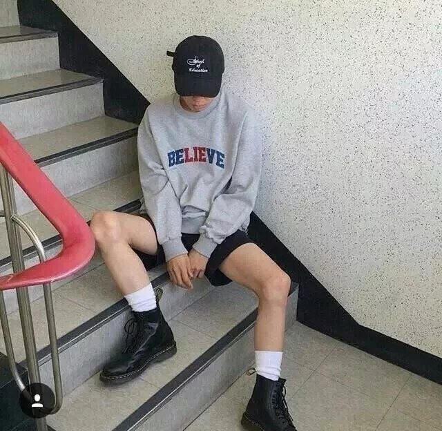 诸艳泽薇