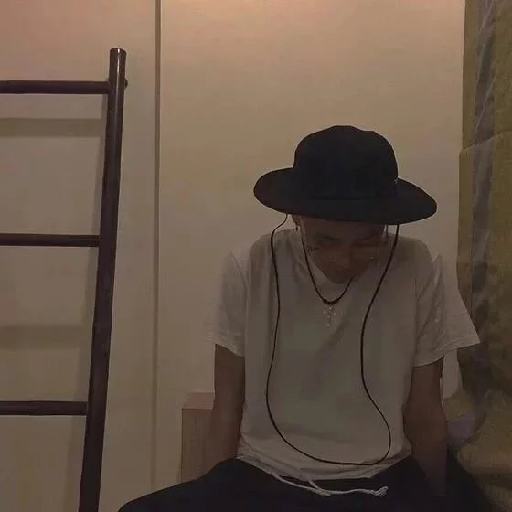 邵舒策泽