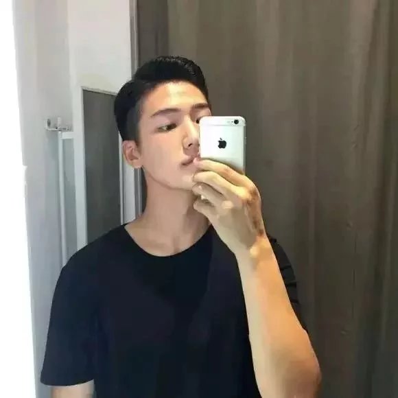 章承行弘