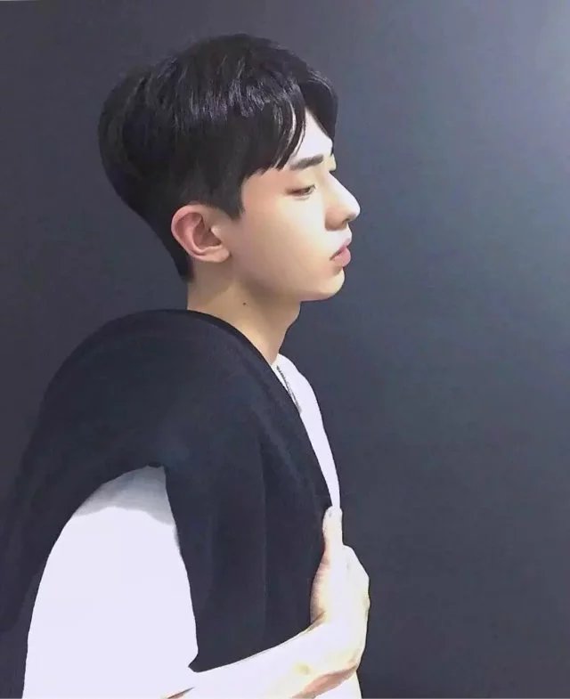 江伦致莲